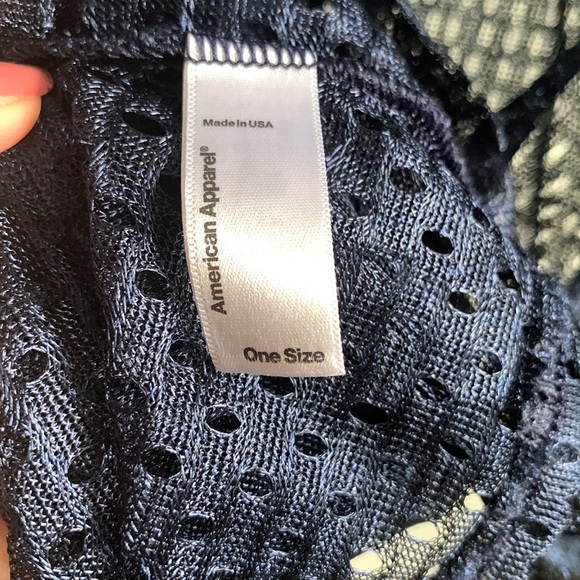 🔥🔥🔥American Apparel Blue Crop Top in One Size - Picture 3 of 3